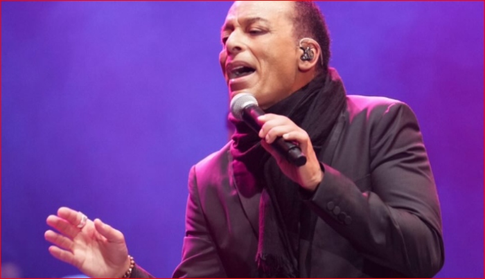 Jon Secada- Colombia- Teatro Astor Plaza-