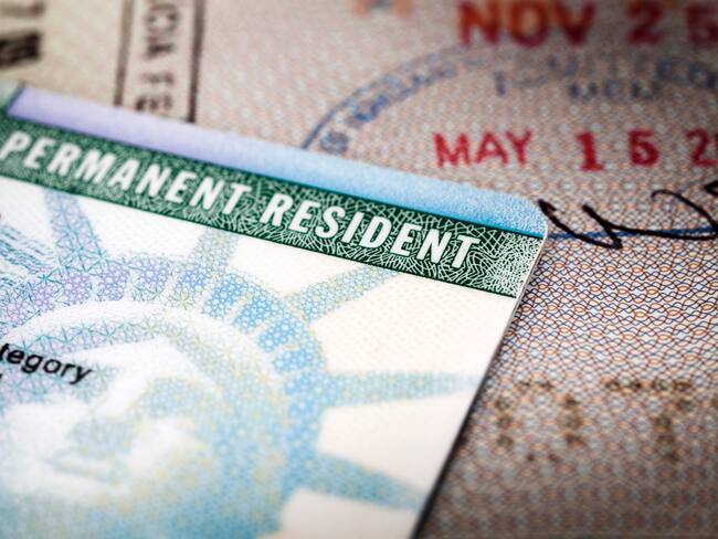 GREEN CARD