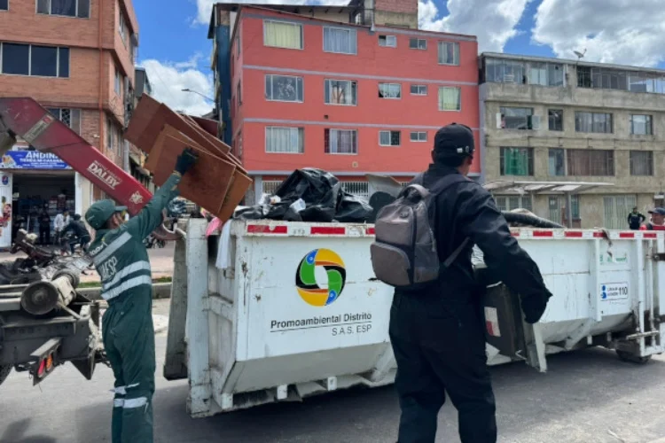 Operativo para mejorar las condiciones del espacio público y combatir el manejo ilegal de residuos