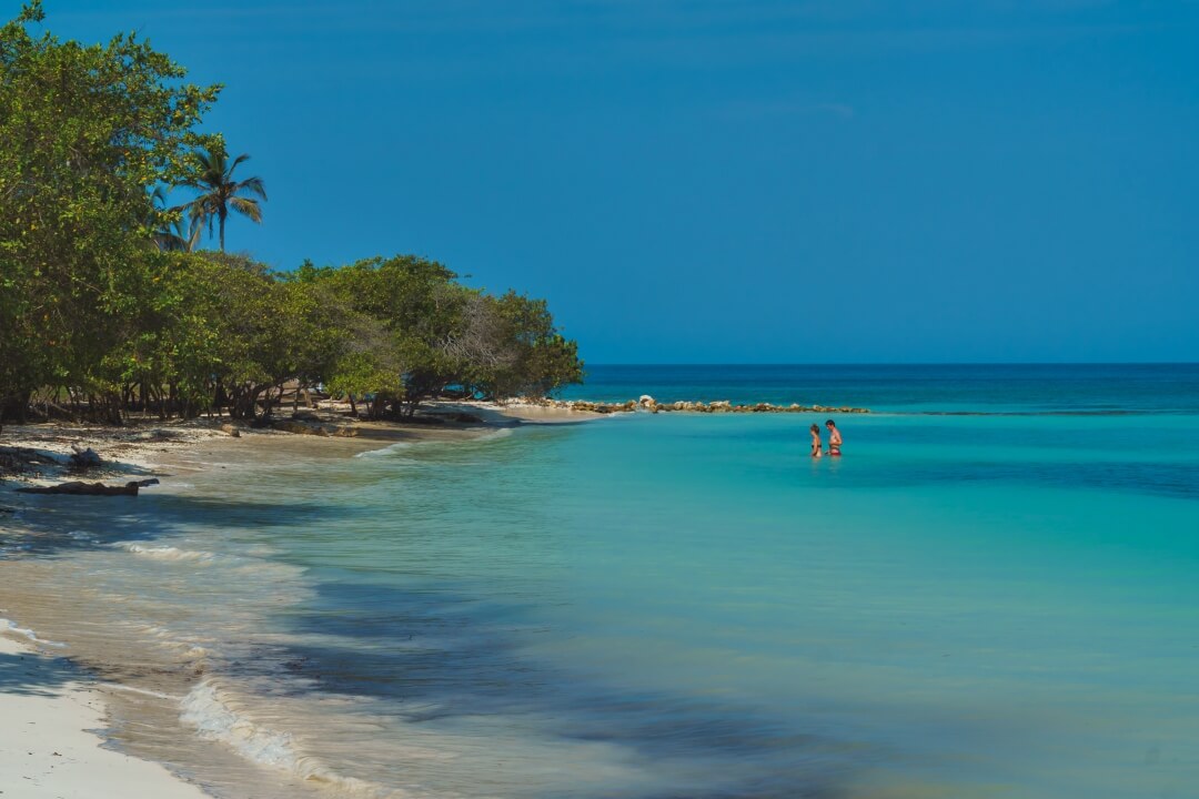 Rincón del Mar, perteneciente al departamento de Sucre, es un destino imperdible para los amantes del ecoturismo y la tranquilidad.