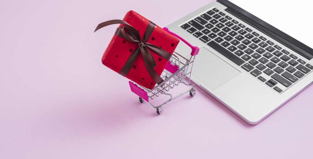 En primer lugar, el aumento del gasto femenino se relaciona con un enfoque más consciente. Las consumidoras priorizan calidad sobre cantidad, lo que eleva el valor de cada compra.