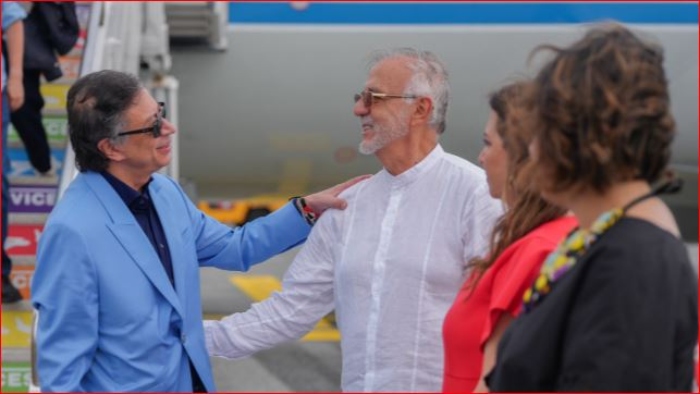 Petro- Vaticano- Roma- Colombia- León XIV-
