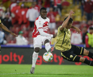 Las Águilas Doradas vuelan alto y derrumban a Santa Fe: las claves de la derrota ‘Cardenal’ en Medellín