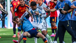La FIFA abre un procedimiento disciplinario a varios jugadores de Argentina y a Gavi por los incidentes de la final del Mundial.