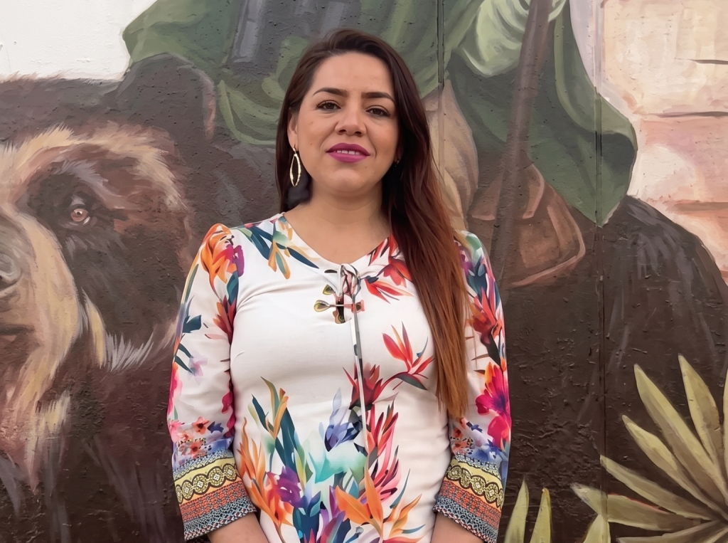 La inversión de 18.000 millones de pesos modernizará comedores y aulas en los 120 municipios no certificados.
Foto: Marcela Blanco, secretaria de Educación de Boyacá.