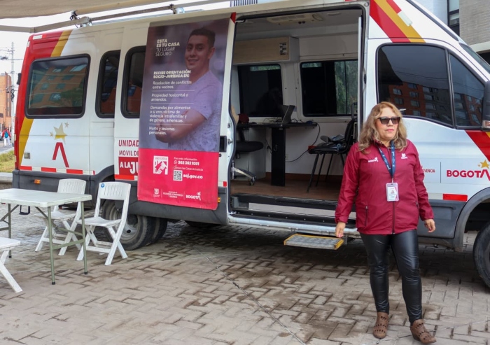 Alcaldía de Bogotá- Salud- Casas de Justicia- Bogotá- Unidades Móviles- Gerson Bermont- secretario de Salud-